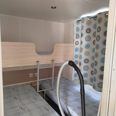 Mobil Dans 3 Etoiles Campingplads Saint-Papoul